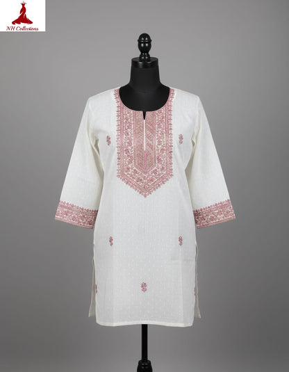 Women's Off-white with pastel thread embroidery around neck in L