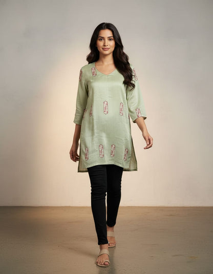 Women's Pastel green muslin silk top with vertical embroidery in L