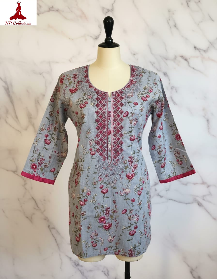 Grey printed cotton top with neck embroidery in 2XL