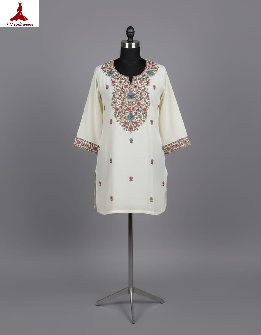 Women's Off-white muslin silk with neck embroidery in S