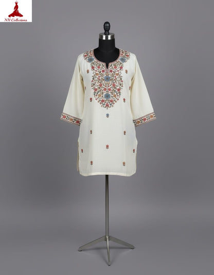 Women's Off-white muslin silk with neck embroidery in S