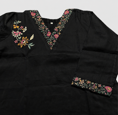 Women's Black jam cotton top with V neck patch in XL