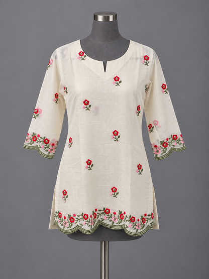 Women's Off-White Mul Chanderi Floral Embroidered Top in S