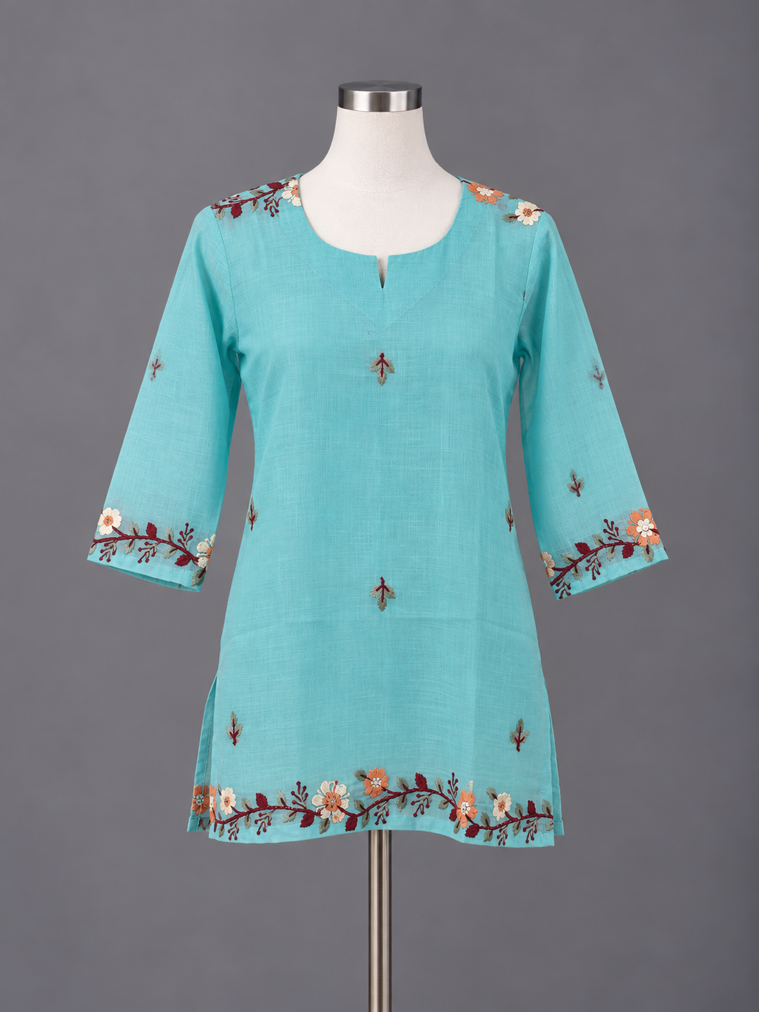 Women's Cyan Cotton Floral Embroidered Top in S