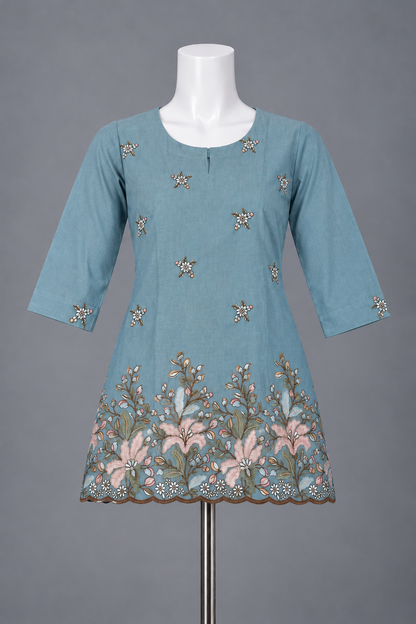 Women's Mul Chanderi Top with floral embroidery in M, L & 2XL