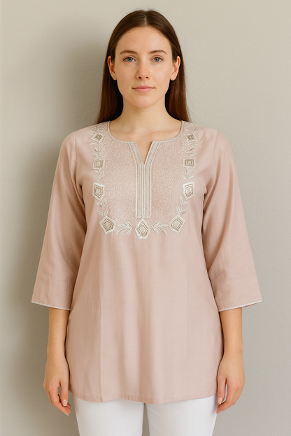 Women's light peach color blouse in muslin silk in L