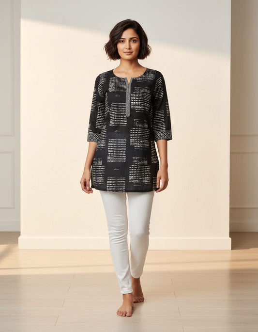 Black printed cotton blouse in M