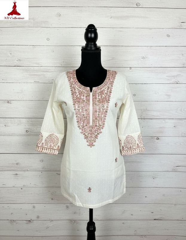Women's off-white dobby cotton with multi-colored embroidery in M
