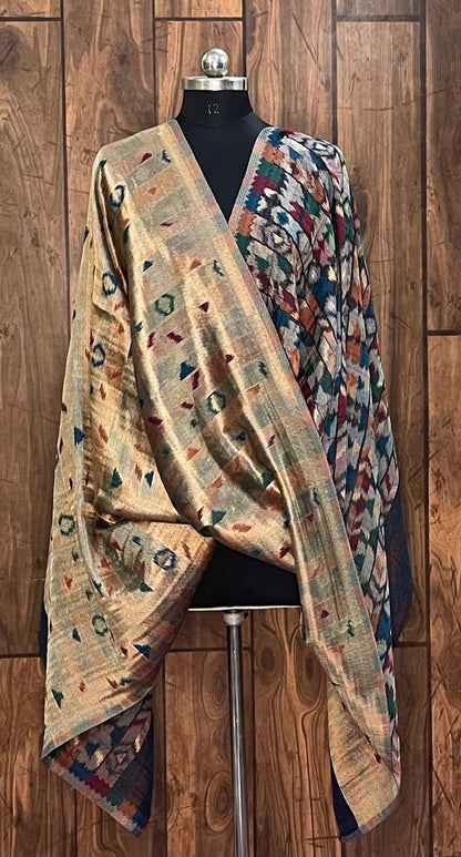 Women’s reversible ikkat weave zari shawls