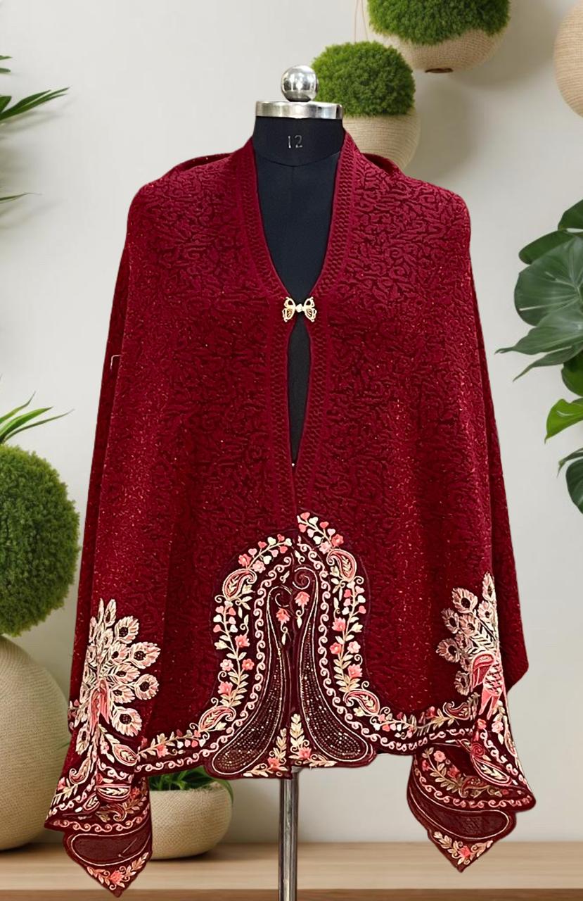 Women's knitted shawls with peacock embroidery