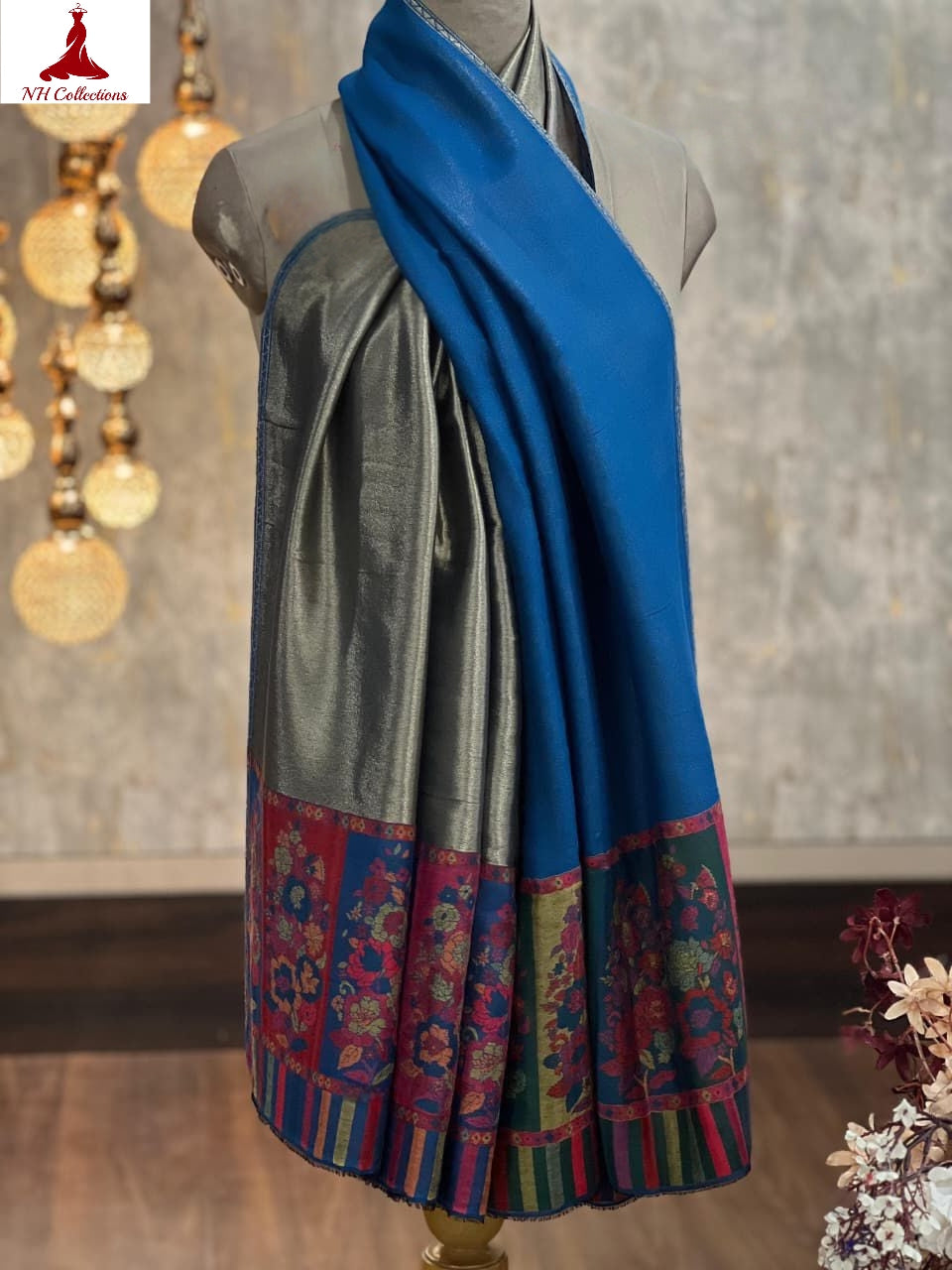 Women's zari reversible shawl with dual kani palla