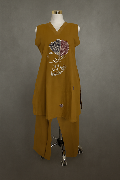 Women's embroidered African Queen Tunic Set – 2-Piece (Mustard)