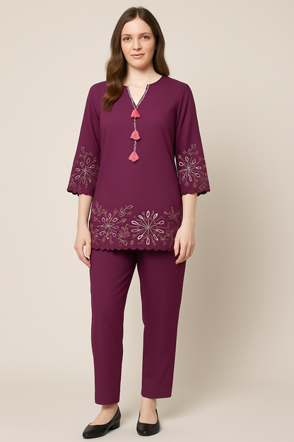 Women's coordset in wine color with cutwork in M