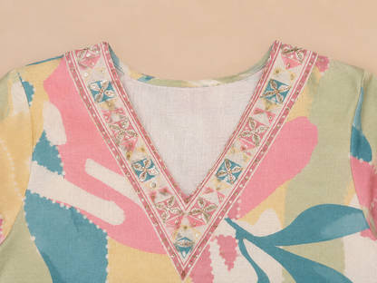 Women’s Off-white linen kurta set with mul dupatta in M