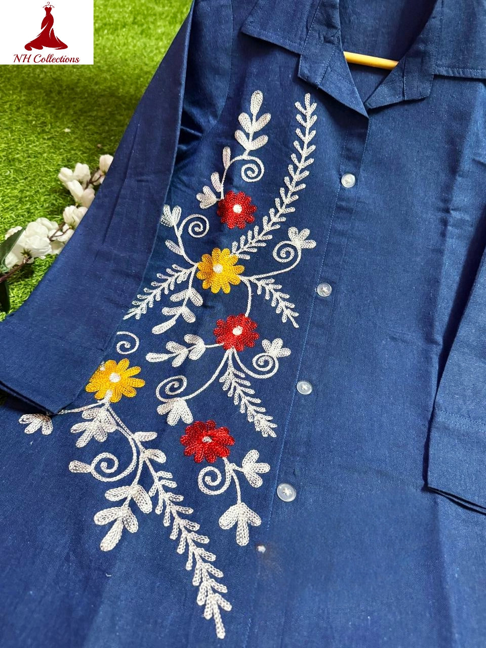 Women’s denim floral Embroidered A-Line shirt dress in M