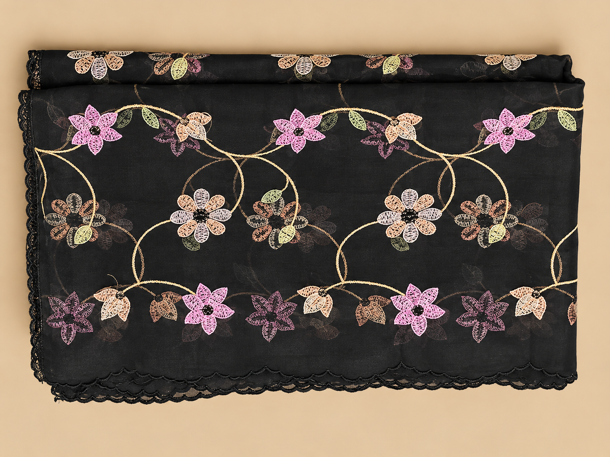 Women's Black Chanderi Silk Embroidered Kurta with Organza Dupatta in XL