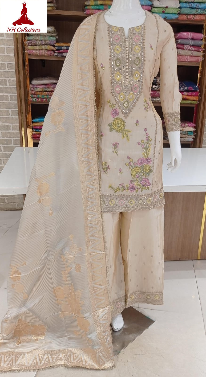 Women's golden shimmer silk kurta set with banarasi dupatta in L