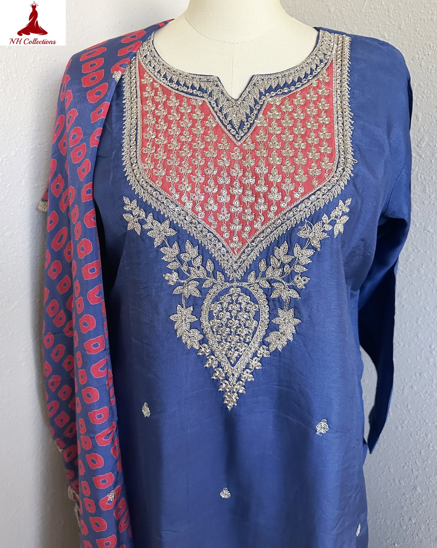 Women’s royal blue silk kurta set with crepe dupatta in XL
