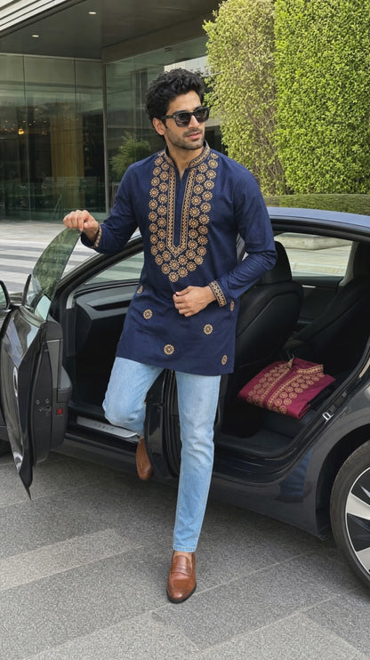 Men’s Rolex silk Kurta with star embroidery in L to 2XL