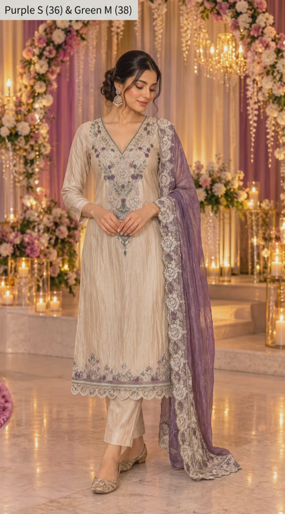 Women's Crushed Silk Kurta Set with Neckline embroidery in S & M