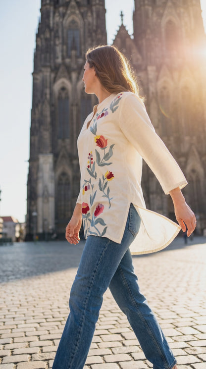 Women's off-white muslin cotton blouse with floral machine embroidery in XL