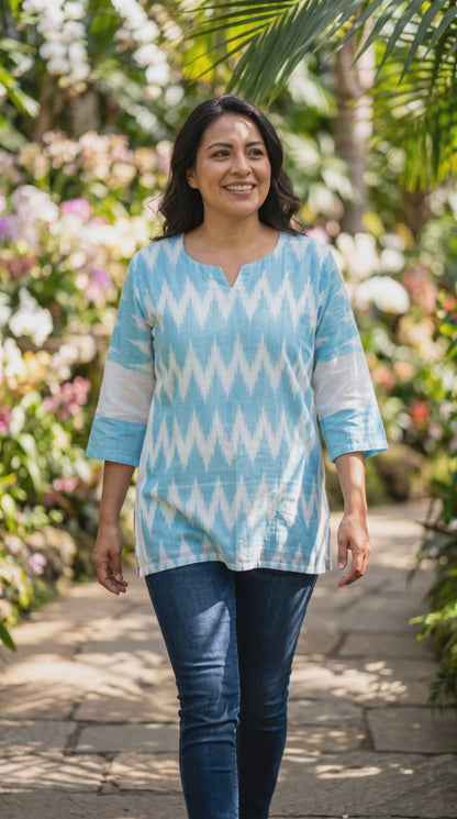 Women’s Aqua Blue & White Ikat Print Cotton Top in L