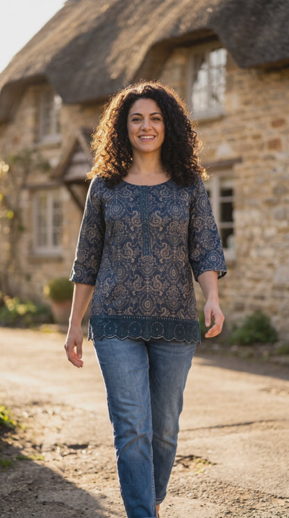 Women's satin cotton blouse in S and XS